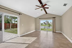 1273 SW 25th Ave, Deerfield Beach, FL 33442 - Photo 10