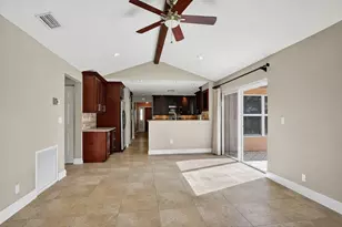 1273 SW 25th Ave, Deerfield Beach, FL 33442 - Photo 8