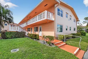 331 Sheffield N, West Palm Beach, FL 33417 - Photo 1