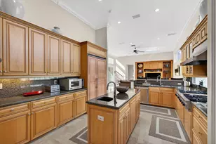 8381 Egret Lakes Ln, West Palm Beach, FL 33412 - Photo 18