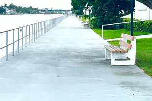 210 Horizons Street E, Boynton Beach, FL 33435 - Photo 30