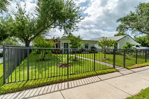 301 S Swinton Ave, Delray Beach, FL 33444 - Photo 2