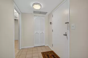 2000 Presidential Way, West Palm Beach, FL 33401 - Photo 22