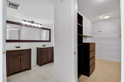 2000 Presidential Way #206, West Palm Beach, FL 33401 - Photo 20