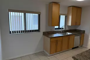 1687 SW 20th Terrace, Deerfield Beach, FL 33442 - Photo 6