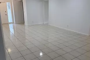 1687 SW 20th Terrace, Deerfield Beach, FL 33442 - Photo 4