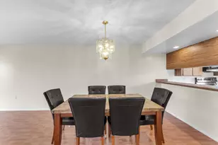 3540 Whitehall Dr, West Palm Beach, FL 33401 - Photo 6