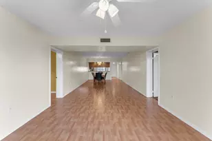 3540 Whitehall Dr, West Palm Beach, FL 33401 - Photo 10