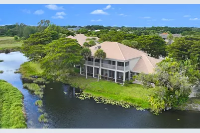 11815 Pebblewood Drive, Wellington, FL 33414 - Photo 24