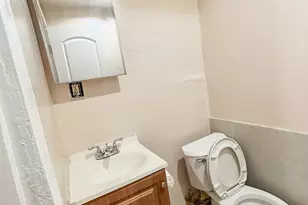 433 N 9th N St, Fort Pierce, FL 34950 - Photo 6