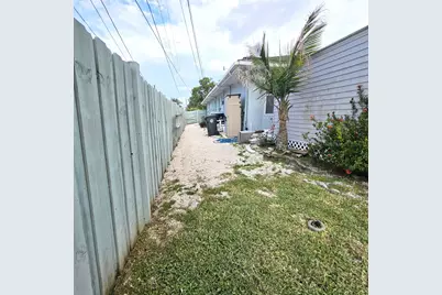 2720 SE Kern Road, Port Saint Lucie, FL 34984 - Photo 28