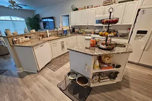 2720 SE Kern Rd, Port Saint Lucie, FL 34984 - Photo 10