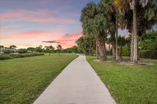 2951 Twin Oaks Way, Wellington, FL 33414 - Photo 28