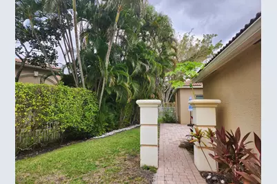 2564 Sandy Cay, West Palm Beach, FL 33411 - Photo 18