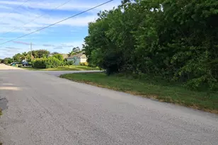 360 SW Undallo Rd, Port Saint Lucie, FL 34953 - Photo 1