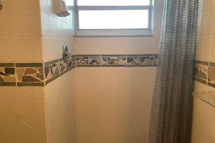 729 Lori Dr, Lake Worth Beach, FL 33461 - Photo 16