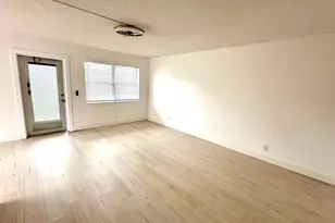 121 Sheffield F, West Palm Beach, FL 33417 - Photo 12