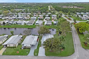 8201 Cinnamon Ln, Port Saint Lucie, FL 34952 - Photo 14