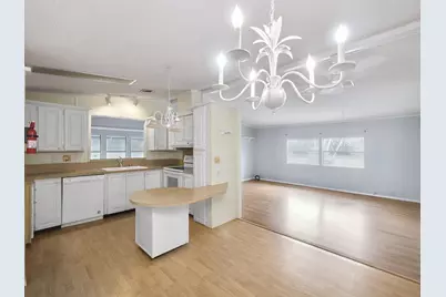 8201 Cinnamon Lane, Port Saint Lucie, FL 34952 - Photo 2