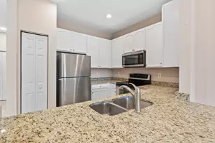 3013 Grandiflora Dr, Greenacres, FL 33467 - Photo 12