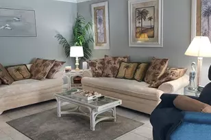 1205 S Lakes End Dr, Fort Pierce, FL 34982 - Photo 10