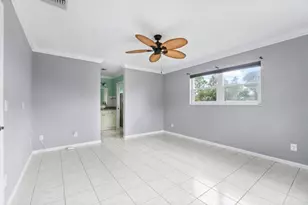 1205 S Lakes End Dr, Fort Pierce, FL 34982 - Photo 22
