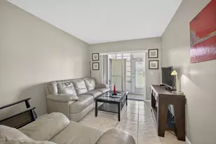 64 Canterbury C, West Palm Beach, FL 33417 - Photo 16