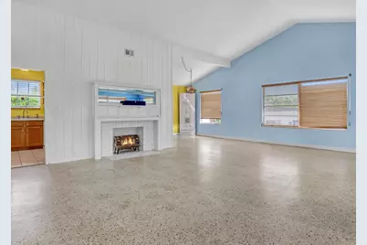 225 Linda Lane, Palm Beach Shores, FL 33404 - Photo 10