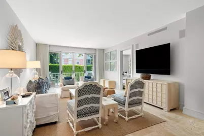 127 Peruvian Avenue #101, Palm Beach, FL 33480 - Photo 2