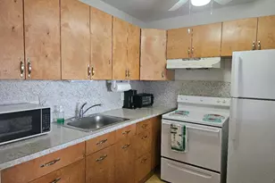 300 Village Green Cir S, Palm Springs, FL 33461 - Photo 6