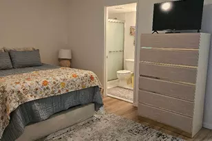 300 Village Green Cir S, Palm Springs, FL 33461 - Photo 10