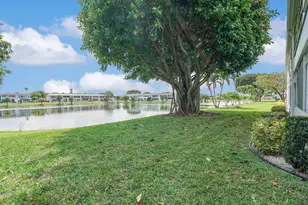 143 Somerset G, West Palm Beach, FL 33417 - Photo 20