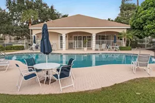 5079 N Palmbrooke Circle, West Palm Beach, FL 33417 - Photo 14