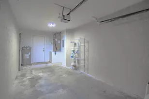 427 Cottonwood Pl, Boca Raton, FL 33431 - Photo 24