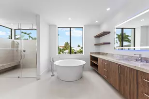 498 NE 6th St, Boca Raton, FL 33432 - Photo 22