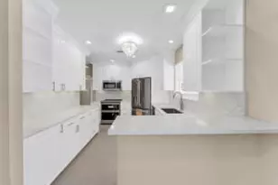 2070 NE 27th St, Pompano Beach, FL 33064 - Photo 8