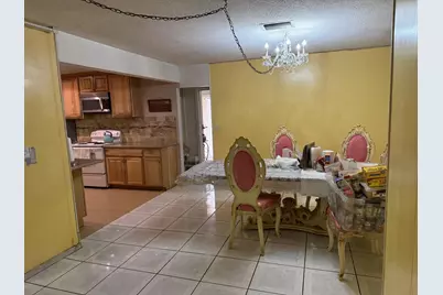 2360 NW 37th Terrace, Lauderdale Lakes, FL 33311 - Photo 10