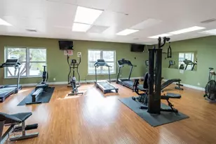 2894 Crosley Dr E, West Palm Beach, FL 33415 - Photo 6