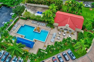 7564 Regency Lake Dr, Boca Raton, FL 33433 - Photo 32