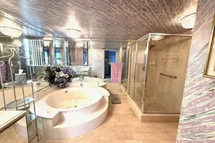 7564 Regency Lake Dr, Boca Raton, FL 33433 - Photo 20