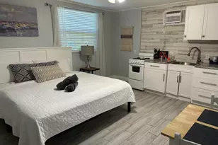 1258 Beach Rd, Singer Island, FL 33404 - Photo 10