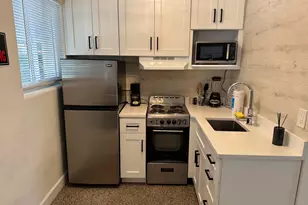 1258 Beach Rd, Singer Island, FL 33404 - Photo 4