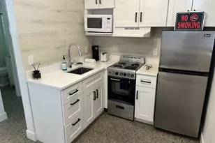 1258 Beach Rd, Singer Island, FL 33404 - Photo 6