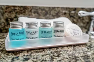 206 Club Dr, Palm Beach Gardens, FL 33418 - Photo 16