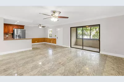 111 Lake Avenue #8, Lake Worth Beach, FL 33460 - Photo 8