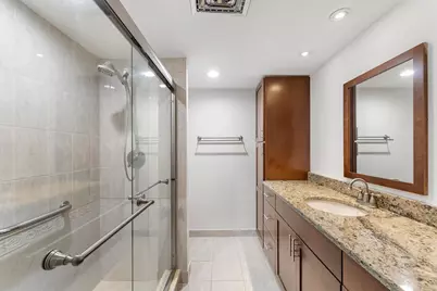 202 Wellington A, West Palm Beach, FL 33417 - Photo 12