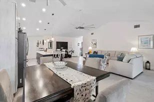 6751 SE Lillian Ct, Stuart, FL 34997 - Photo 12