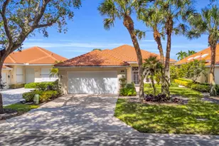 279 Kelsey Park Cir, Palm Beach Gardens, FL 33410 - Photo 4