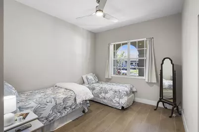 122 Via Castilla, Jupiter, FL 33458 - Photo 12