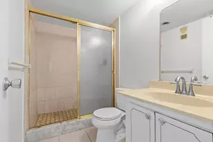 500 Executive Center Dr, West Palm Beach, FL 33401 - Photo 20